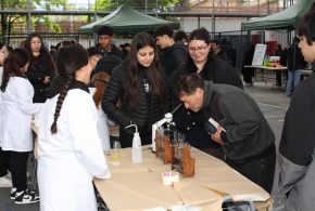 Estudiantes presentan sus proyectos en Feria Científica